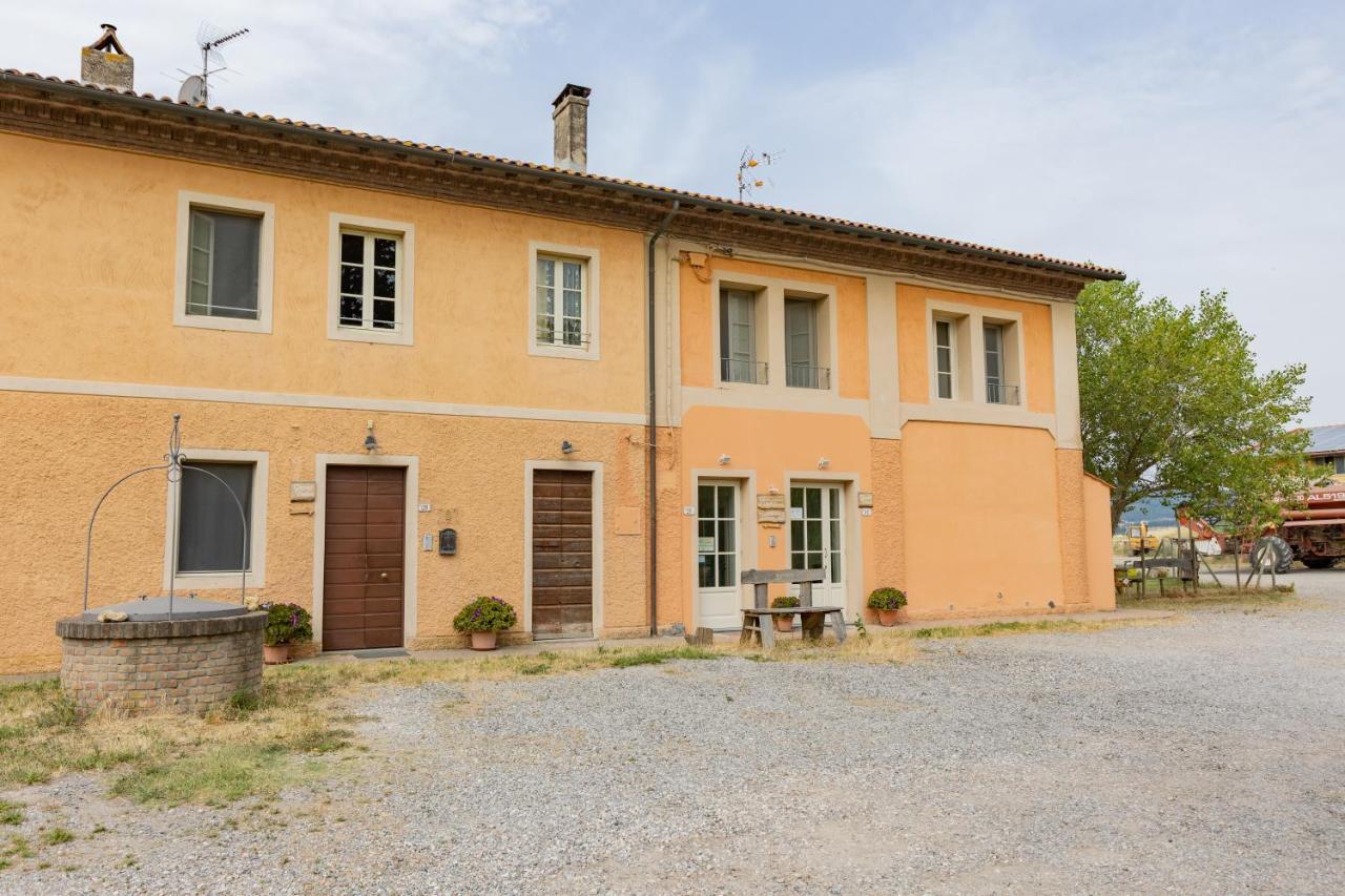 Agriturismo La Valle Della Lavanda - Podere Mezzastrada Fauglia Kültér fotó