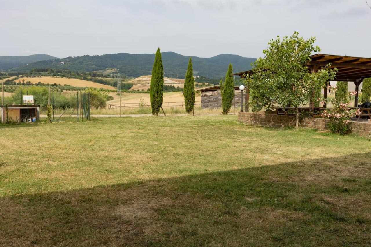 Agriturismo La Valle Della Lavanda - Podere Mezzastrada Fauglia Kültér fotó