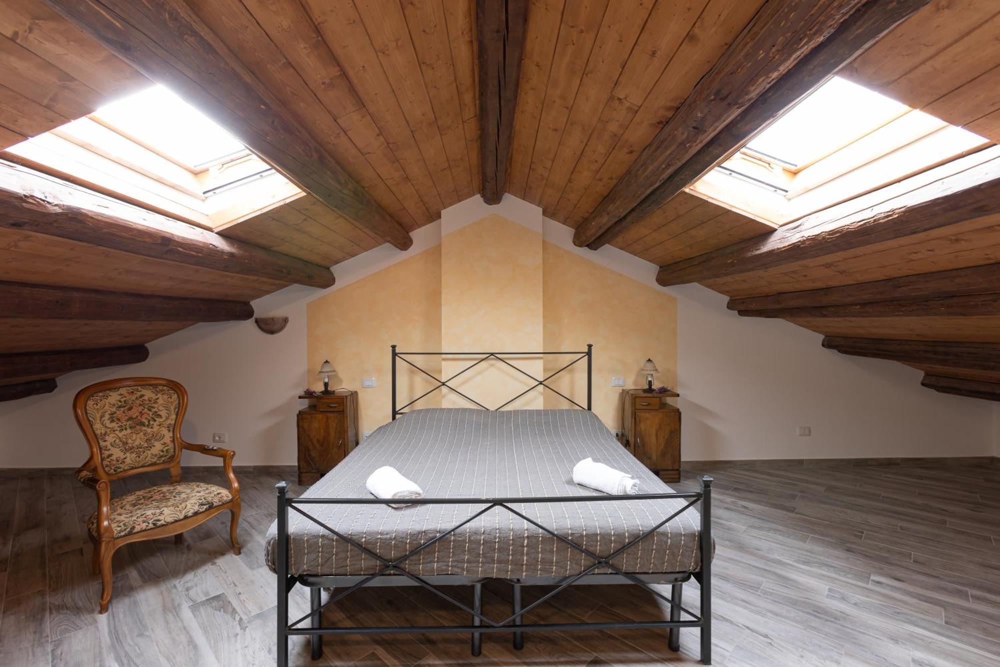 Agriturismo La Valle Della Lavanda - Podere Mezzastrada Fauglia Szoba fotó