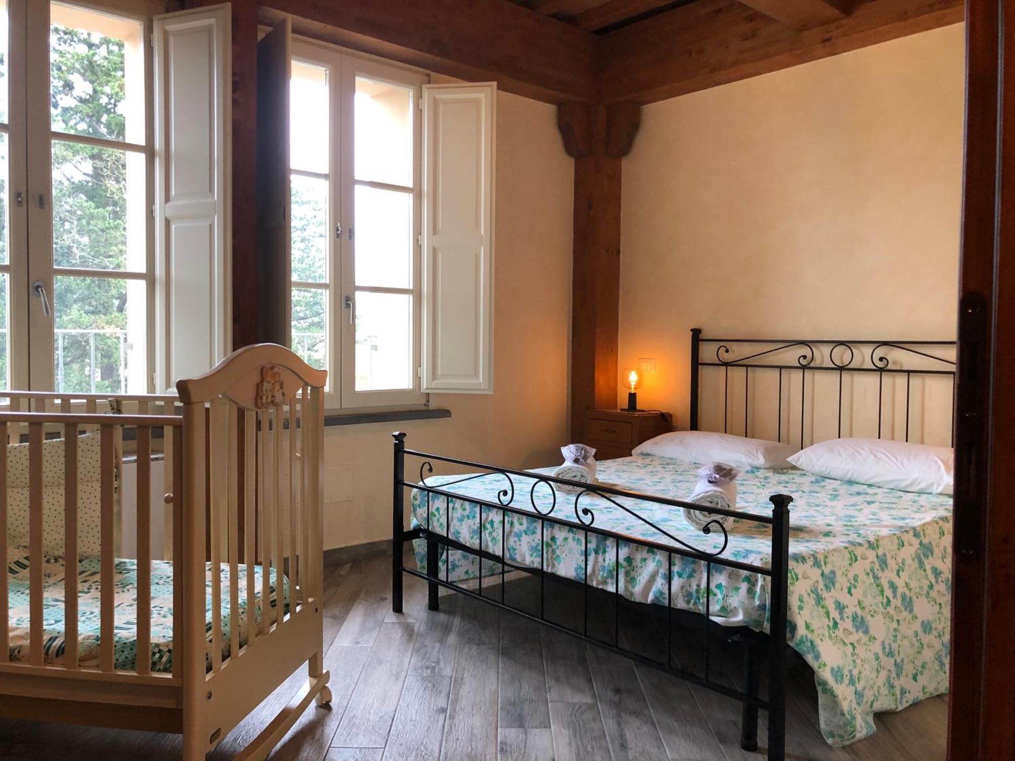 Agriturismo La Valle Della Lavanda - Podere Mezzastrada Fauglia Szoba fotó