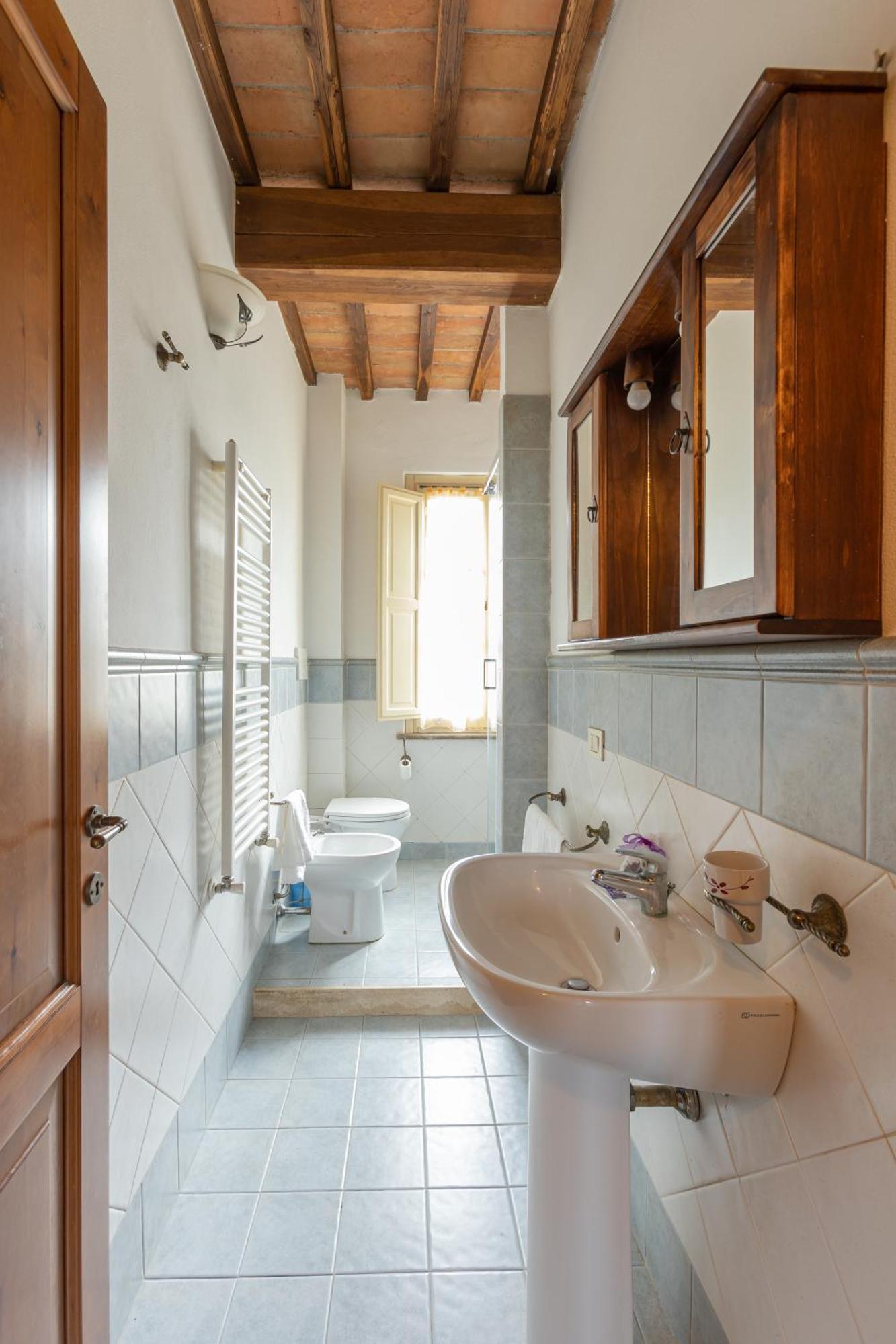 Agriturismo La Valle Della Lavanda - Podere Mezzastrada Fauglia Szoba fotó
